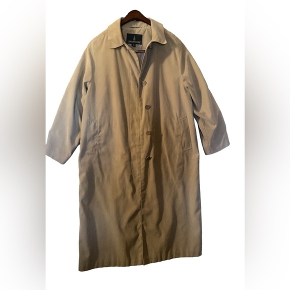 LONDON FOG WOMENS Tan Light full length coat size 10 Petite - Picture 1 of 13